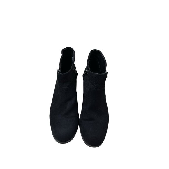 GH Bass Womens Maggie Black Micro Suede Side Zip Booties Boots Sz 9 - Picture 2 of 7